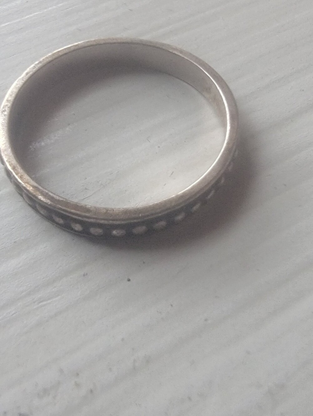 Sterling Silver Dot-Accent Band Ring